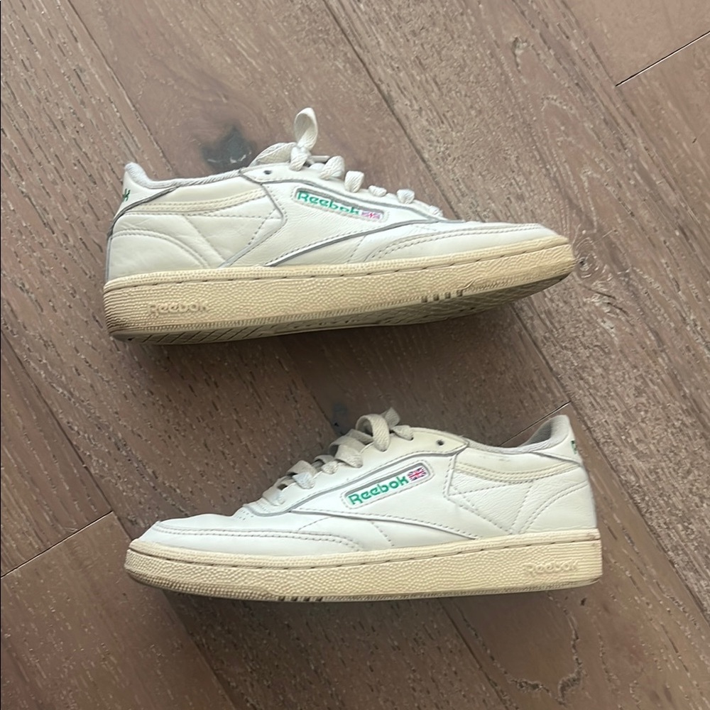 Reebok Women's Club C 85 Vintage Shoes Cream and Green, Sz 5.5